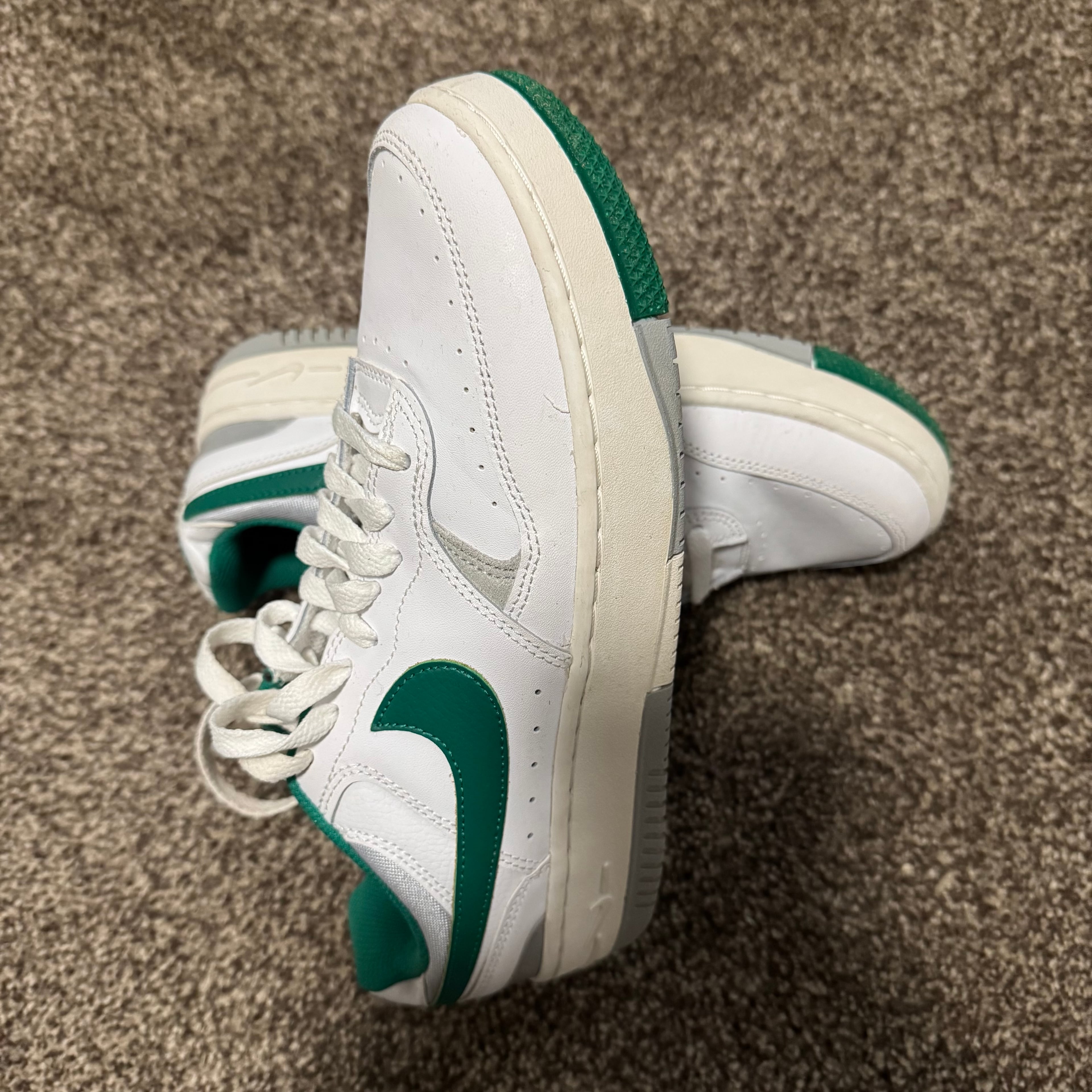 Nike sneakers - Image 1