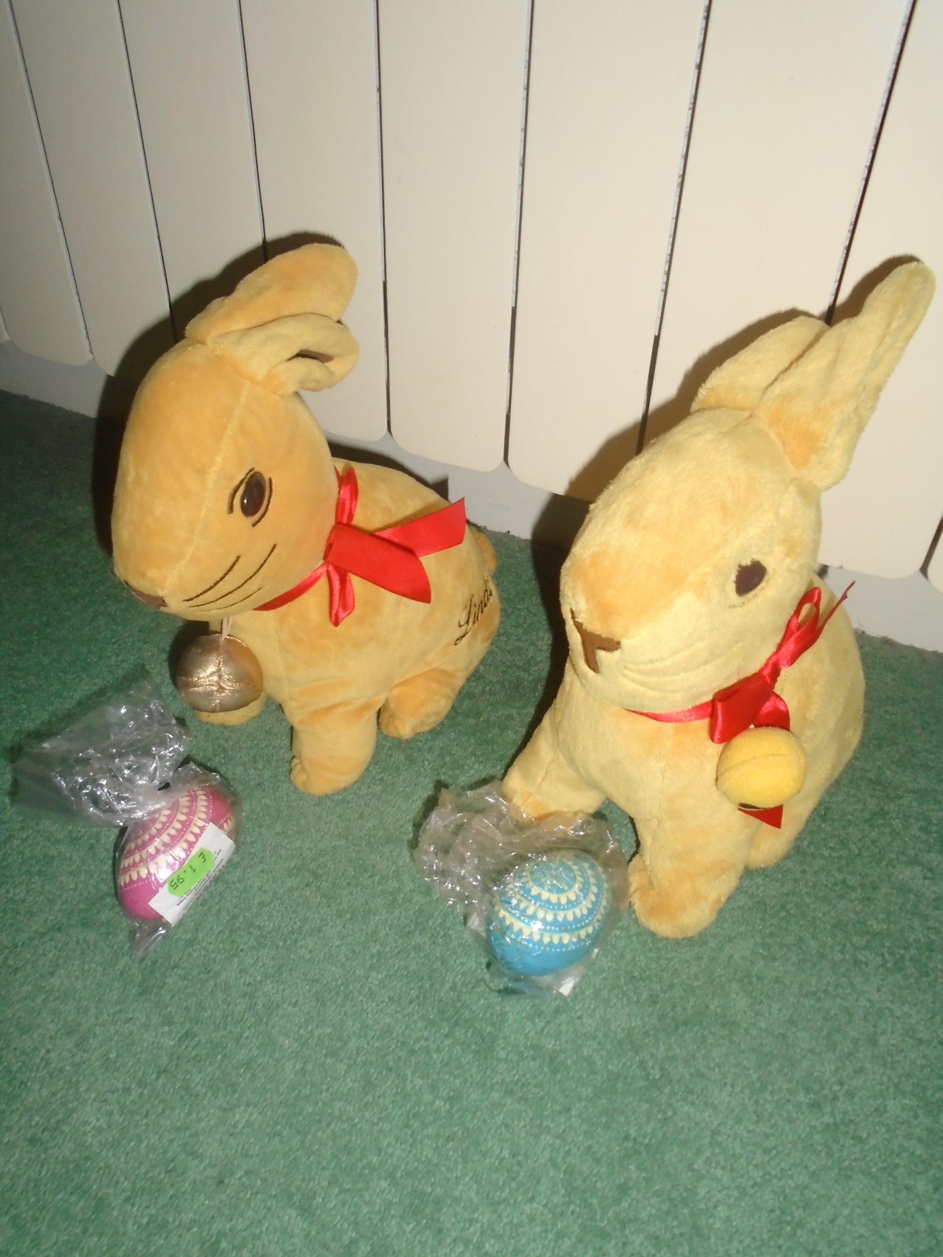 Lindt Bunnies/Harrods Teddies/Harrods Rucksack - Image 1