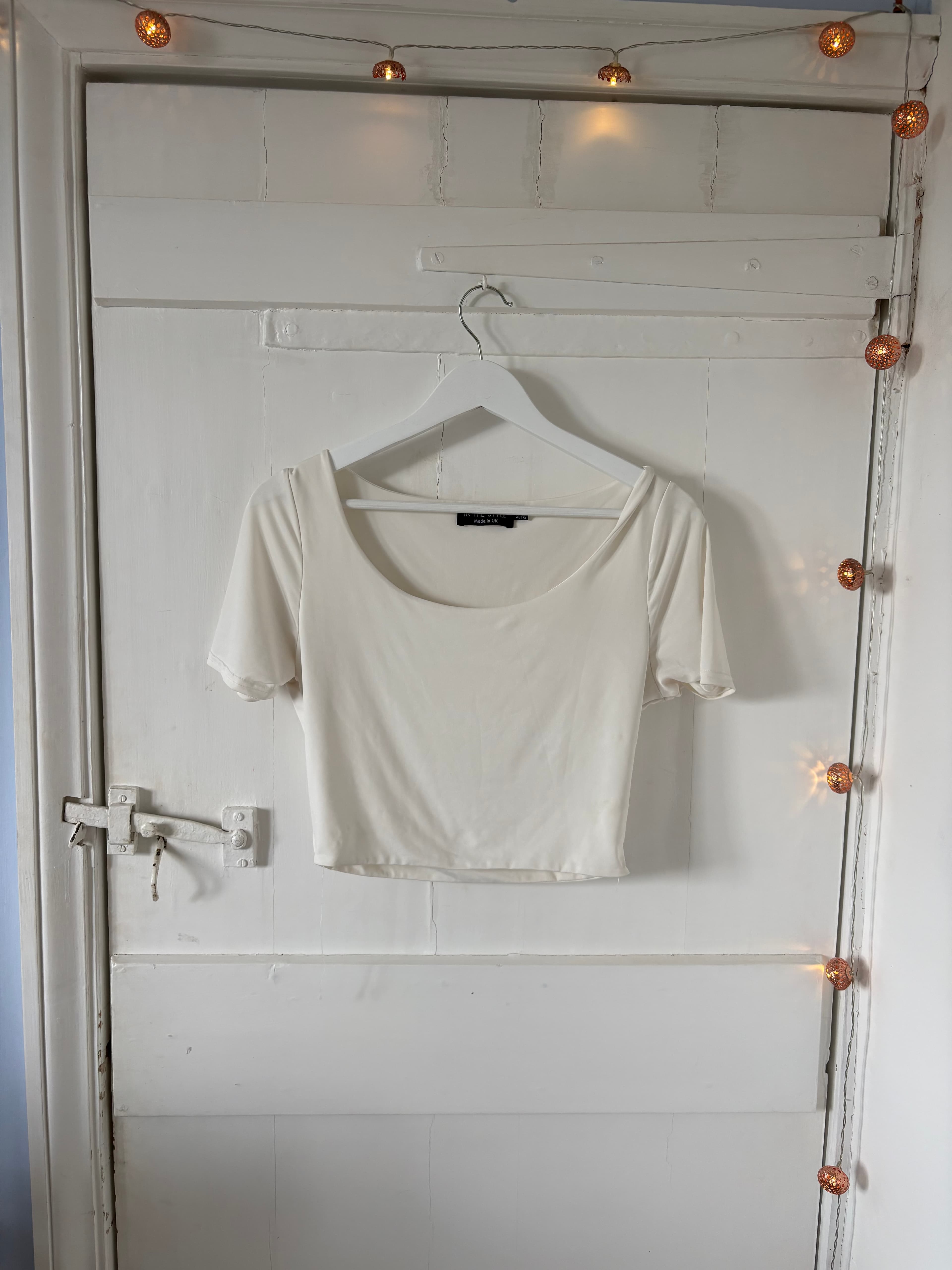 White scoop neck cropped t-shirt