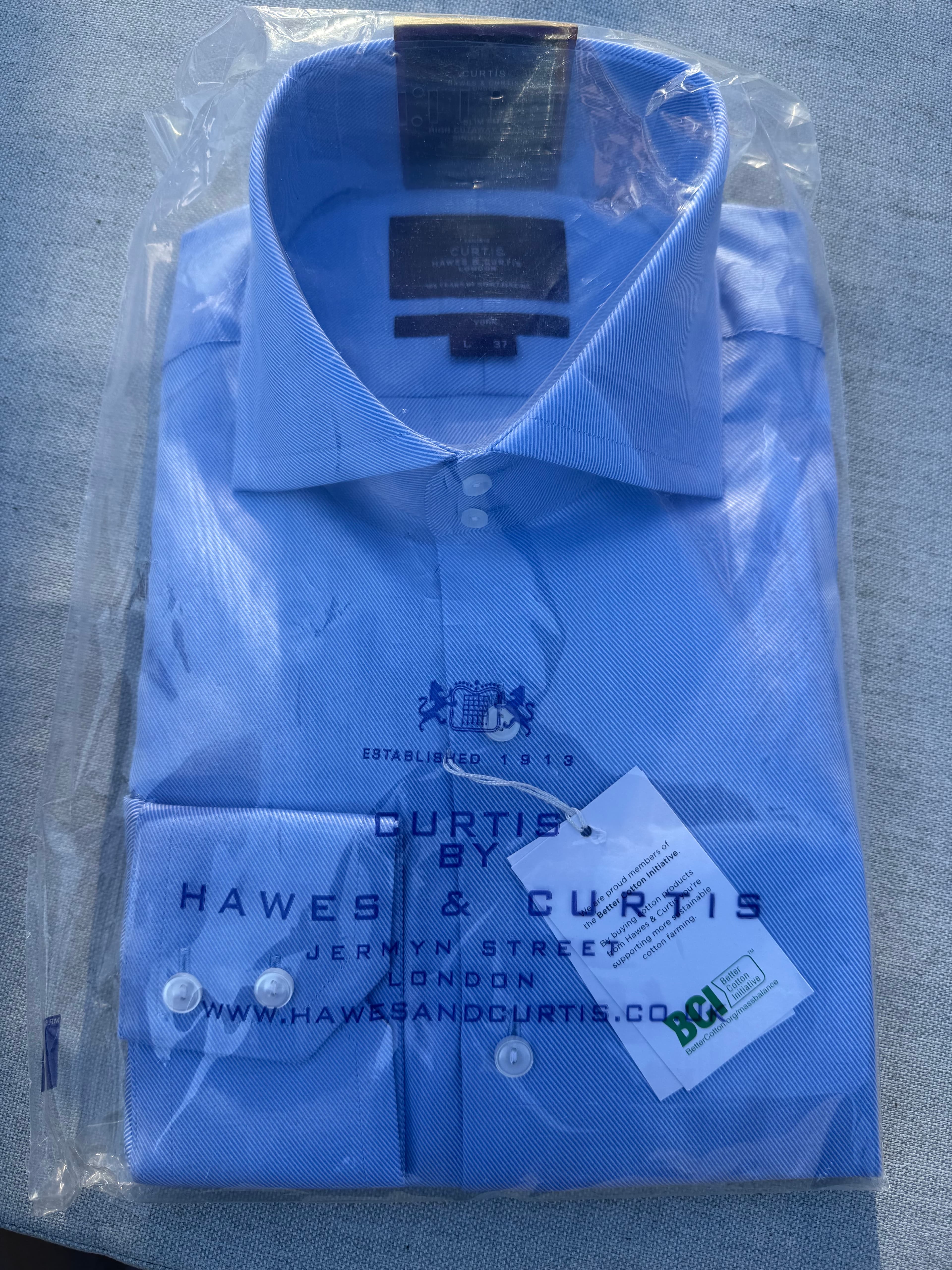 Hawes & Curtish Formal Shirt - Sky Blue L