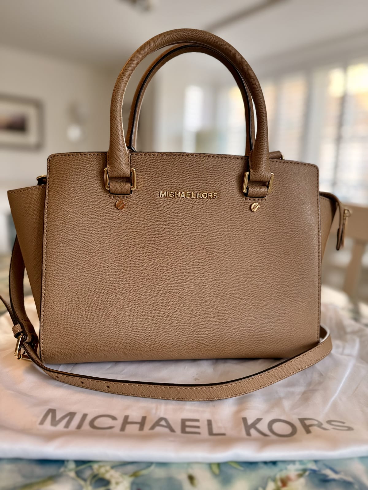 Michael Kors Bag - Selma Medium - Image 1
