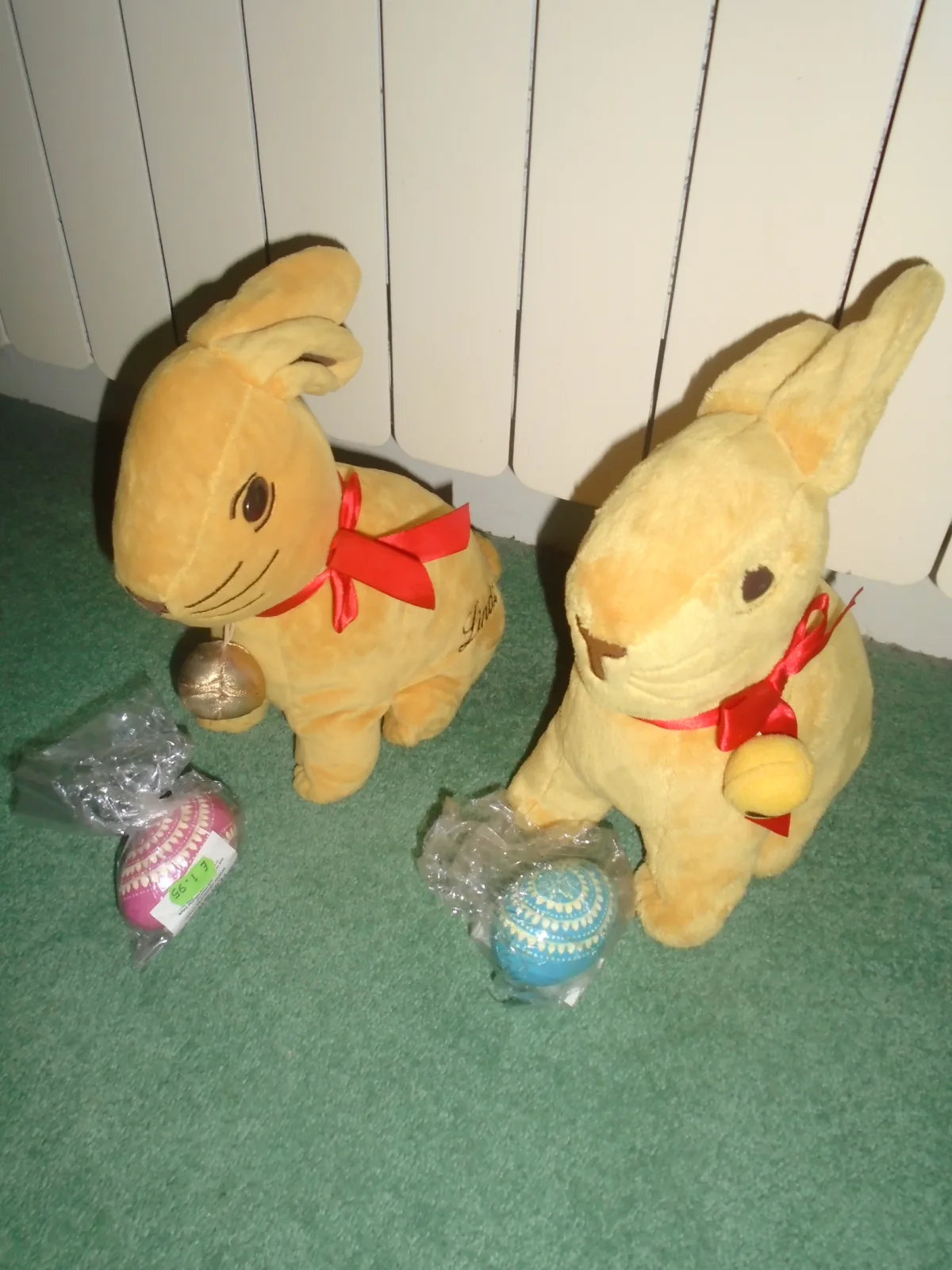 Lindt Bunnies/Harrods Teddies/Harrods Rucksack - Image 1