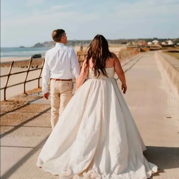 Wedding dress