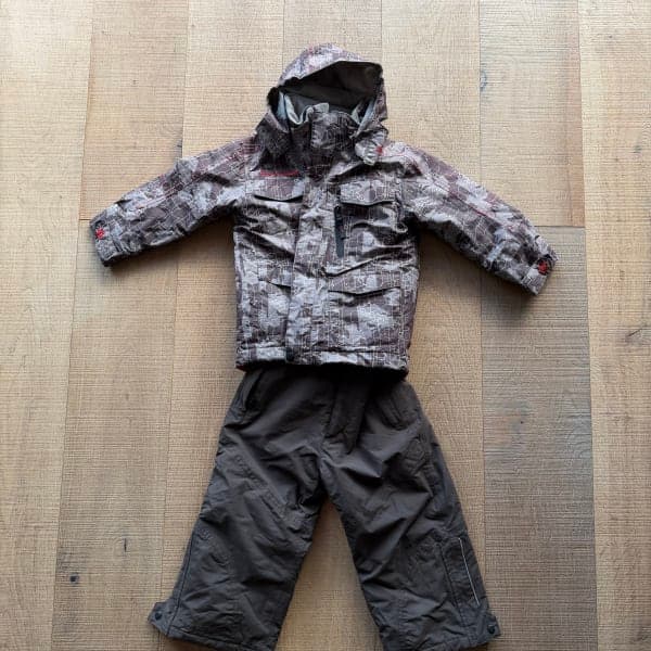 Kids’ Ski Jacket & Salopettes – Age 3–4 / Size 98