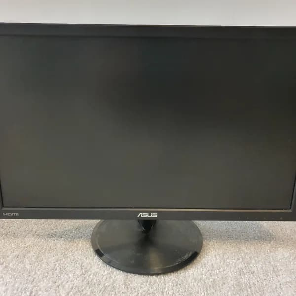 ASUS 21.5" Full HD Monitor (VP228HE) – Perfect Working Order